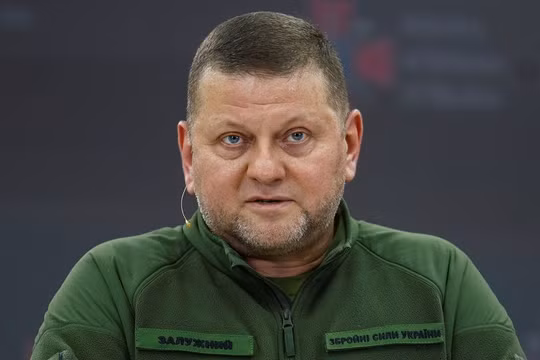Tướng hàng đầu Ukraine thất vọng về chính sách tuyển quân