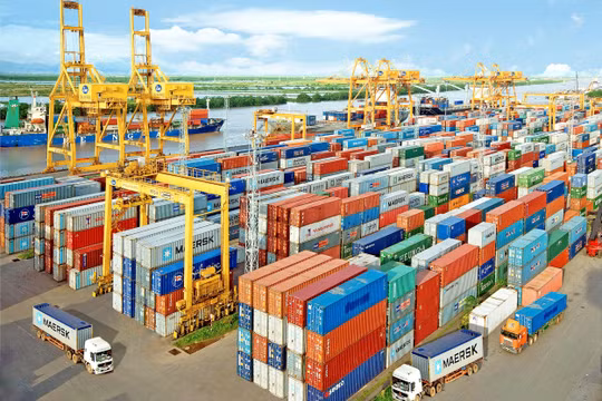 Tháng 1/2023, Việt Nam xuất siêu 3,6 tỷ USD 