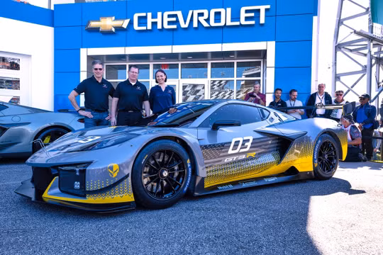 Chi tiết xe đua Chevrolet Corvette Z06 GT3.R