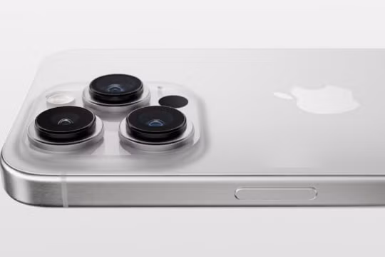 Những hình ảnh đầu tiên về iPhone 15 Pro