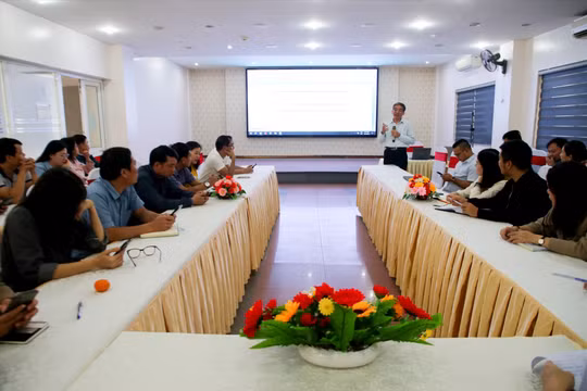 Bồi dưỡng kỹ năng sáng tạo tác phẩm báo chí về xây dựng Đảng