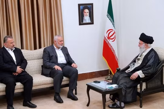 Lãnh đạo tối cao Iran gặp thủ lĩnh Hamas, chính quyền Lebanon cảnh báo Israel