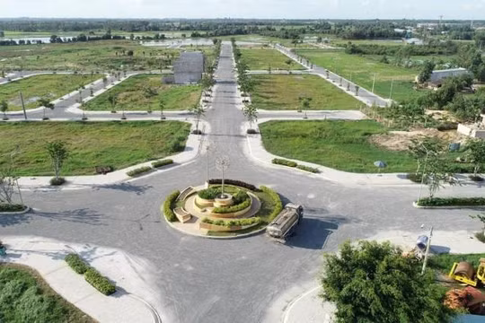 Nhu cầu tìm kiếm bất động sản vùng ven TP.HCM giảm mạnh, dòng tiền vẫn đang chờ đáy?