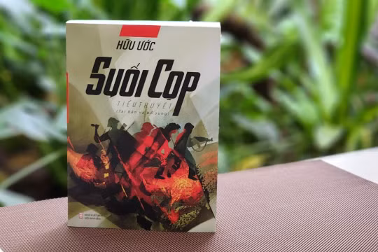 Trung tướng, nhà văn Hữu Ước ra mắt tiểu thuyết "Suối Cọp"