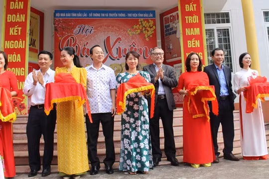 Hội báo Xuân Đắk Lắk: Mỗi trang báo Xuân là sản phẩm tinh túy của từng cơ quan báo chí