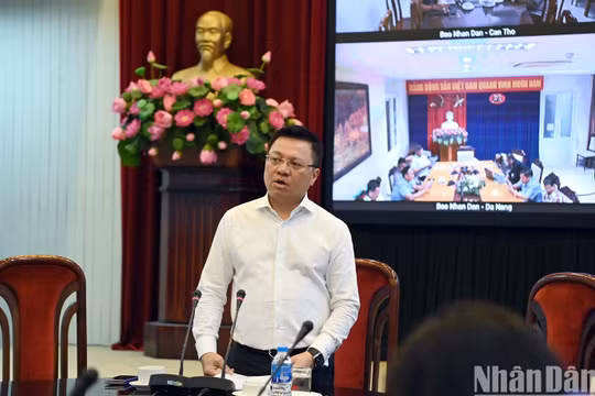 Báo Nhân Dân thông báo nhanh kết quả Hội nghị Trung ương 8, khóa XIII