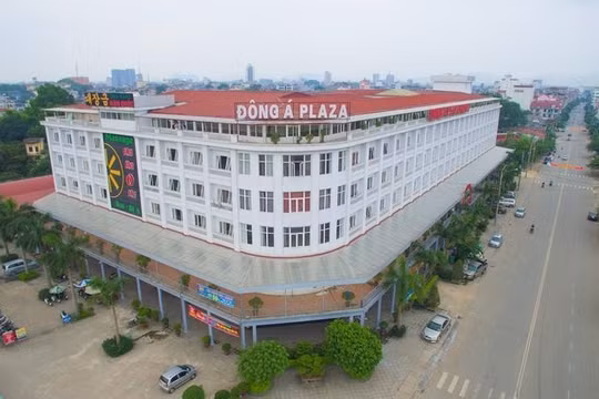 Kiểm toán không thể xác minh hơn 90% công nợ của Khách sạn Đông Á (DAH)