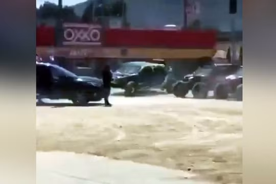 Xả súng tại triển lãm xe ở Mexico, 19 người thương vong