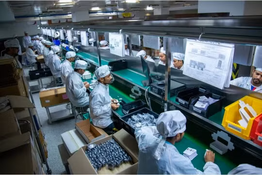Danh xưng “công xưởng thế giới” của Trung Quốc có dễ bị “soán ngôi”?