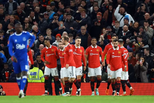 Tấn công rực lửa, Man Utd thắng lớn tại FA Cup