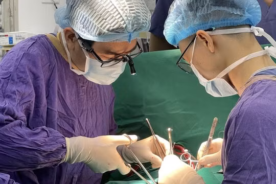 Lần đầu tiên Việt Nam ghép đa tạng tim - thận cho cùng 1 bệnh nhân