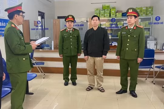 Khởi tố, bắt giam Phó Giám đốc chi nhánh Công ty đăng kiểm Bắc Kạn tại Tuyên Quang