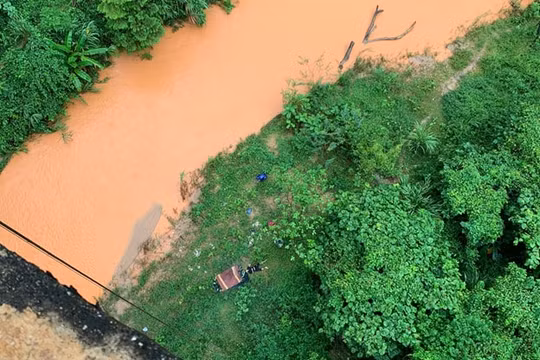 Kon Tum: Phát hiện thi thể nam thanh niên dưới chân cầu Đăk Xú