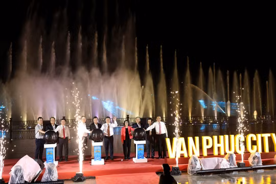 Van Phuc Group khánh thành nhạc nước và xác lập 2 kỷ lục Việt Nam