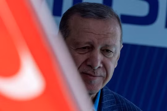 Người dân Thổ Nhĩ Kỳ đi bỏ phiếu vòng 2, ông Erdogan được dự đoán chiến thắng