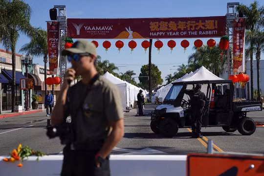 Cộng đồng California bàng hoàng sau vụ xả súng