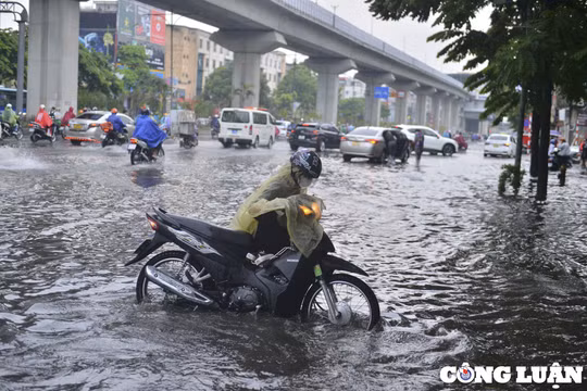 Cảnh báo miền Bắc mưa lớn, vùng núi có thể xuất hiện lũ từ đêm nay