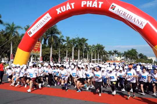 Khai mạc giải Việt dã truyền thống Báo Quảng Nam mở rộng lần thứ XXVI