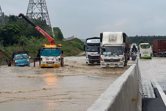 Xử lý triệt để, không để xảy ra ngập úng trên cao tốc Phan Thiết - Dầu Giây