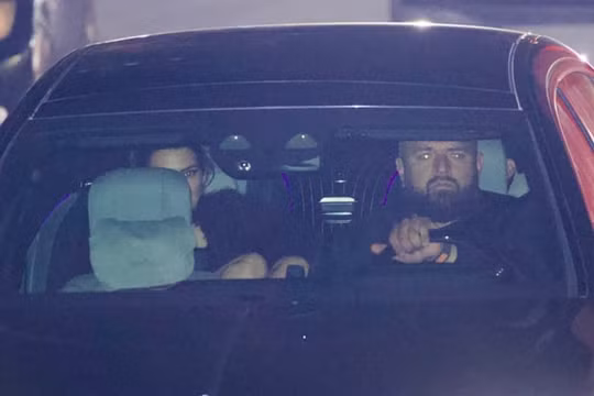 Kendall Jenner và Bad Bunny dính nghi vấn hẹn hò sau Lễ trao giải Oscar