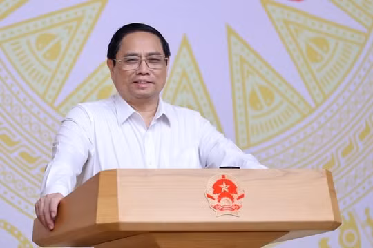 Nghiên cứu, phát động phong trào thi đua về học ngoại ngữ, tin học đáp ứng xu thế phát triển