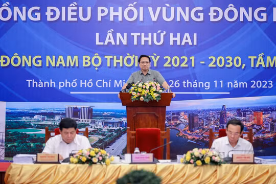 Thủ tướng: Lựa chọn kịch bản tăng trưởng cao cho vùng Đông Nam Bộ trong những năm tới