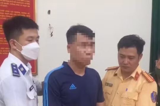 Bắt giữ đối tượng tàng trữ ma tuý trên phà