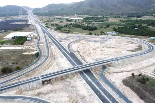 Thí điểm thu phí không dừng trên cao tốc Bắc - Nam đoạn Nha Trang - Cam Lâm