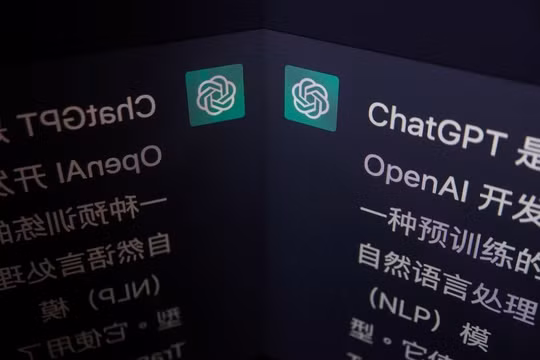 ChatGPT gây 'bão' ở Trung Quốc