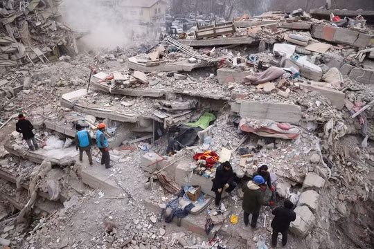 Thảm họa động đất Thổ Nhĩ Kỳ - Syria: Số người chết tăng lên gần 24.000, nhiều trẻ nhỏ sống sót thần kỳ
