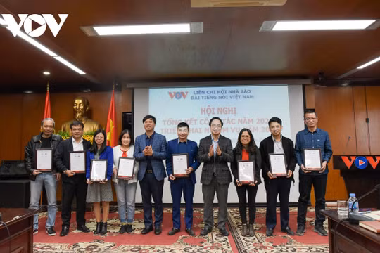 Một năm chứng kiến sự dấn thân của nhà báo VOV