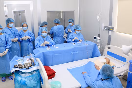 Bệnh nhi thứ 30 ghép tế bào gốc tại Bệnh viện Trung Huế ra viện