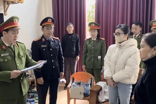 Bắt tạm giam một nữ cán bộ ngân hàng lừa đảo, chiếm đoạt tài sản