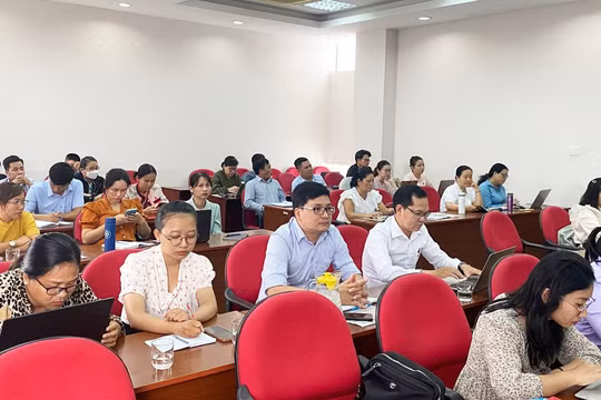 Trao đổi phương pháp, kỹ năng, kiến thức về loại hình báo chí kể chuyện