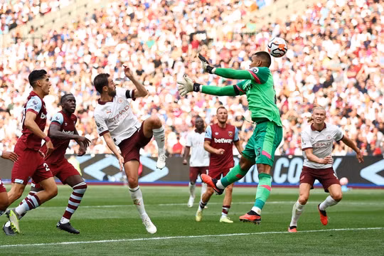 Đánh bại West Ham, Man City xây chắc ngôi đầu Ngoại hạng Anh 2023/24