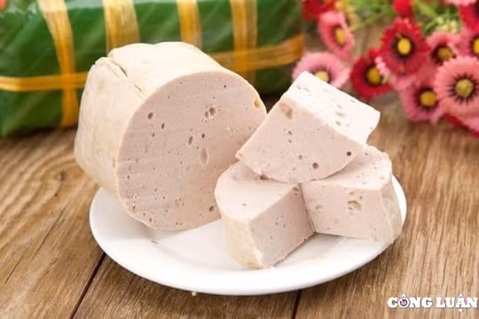 Hấp dẫn đặc sản giò chả Ước Lễ