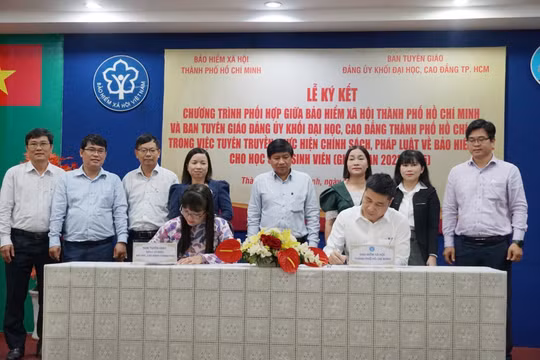Hợp tác để nâng tỉ lệ sinh viên tham gia BHYT