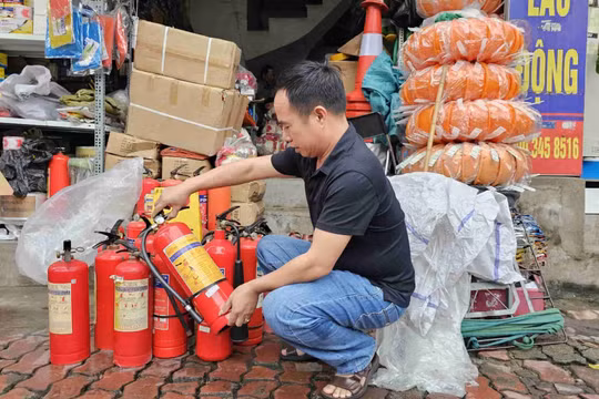 Tổng cục Quản lý thị trường tăng cường kiểm tra thiết bị phòng cháy, chữa cháy