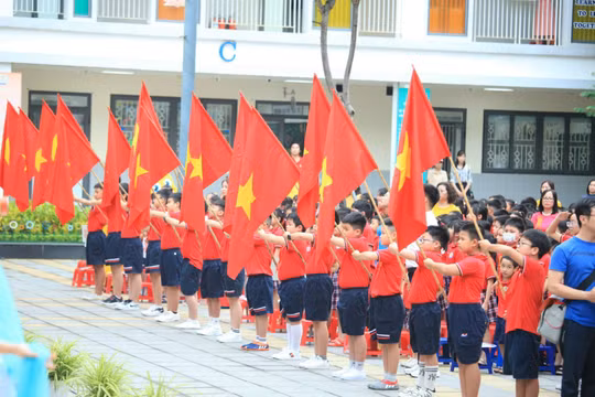 Sáng nay (5/9), hơn 22 triệu học sinh cả nước hân hoan khai giảng năm học mới