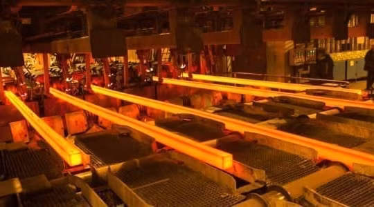 Loạt gã khổng lồ thép Trung Quốc chuẩn bị cho thời kỳ khó khăn