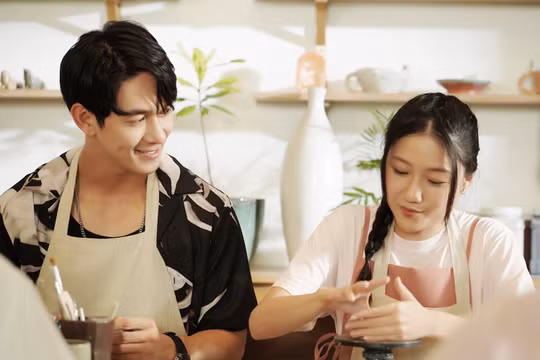 'Nhà bà Nữ' vượt mốc 200 tỷ đồng, phá hàng loạt kỷ lục phim Việt