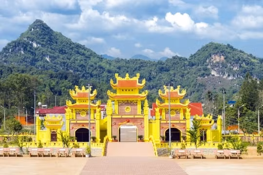 Sơn La: Du lịch tâm linh ngày xuân lên ngôi