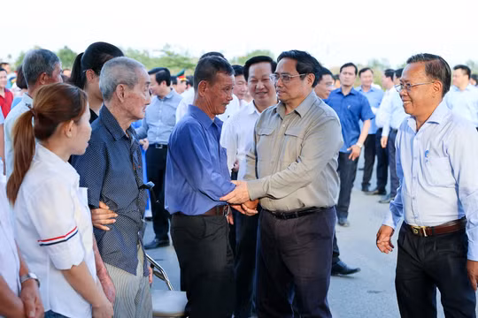 Đề nghị nghiên cứu xây dựng đường Vành đai 4 TPHCM