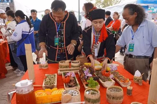 Ấn tượng với Hội thi ẩm thực “Hương sắc Điện Biên" năm 2023