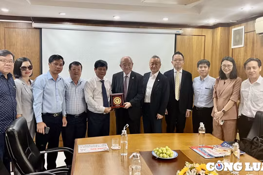 Lãnh đạo Acecook Việt Nam đến thăm và trao đổi hợp tác truyền thông với Hội Nhà báo Việt Nam tại TP HCM