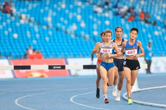 Bảng tổng sắp huy chương SEA Games 32 hôm nay 10/5: Việt Nam đua lên Top 1