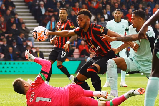 Dứt điểm siêu tệ, Chelsea hòa thất vọng trước Bournemouth