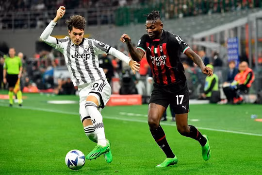 Milan đập tan hy vọng dự Champions League của Juventus