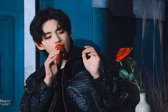 V (BTS) là thần tượng K-Pop được tìm kiếm nhiều nhất trên Google nửa đầu năm 2023