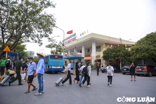Công khai thông tin giá cước vận tải, xử lý nghiêm vi phạm